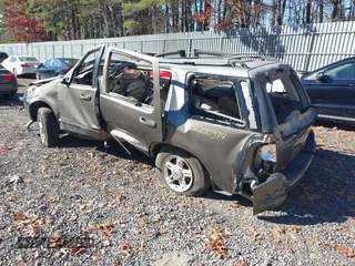 2004 Ford Explorer XLT с VIN 1FMZU73K64UA48579, выставлен на аукционе IAAI как лот 41409818 с пробегом Не указан миль и . История ставок и продаж доступна на DreamBid. Изображение 3.