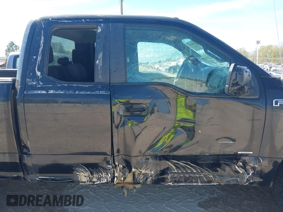2017 Ford F-150 XL with VIN 1FTEX1CP2HKD38323, listed as a IAAI auction lot 41806646 with 280,411 mi miles. Bid and sale history available at carsss.com. Image 13.