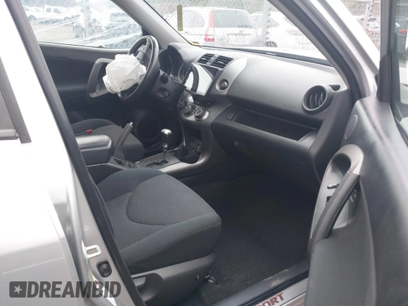 2011 Toyota RAV4 Sport with VIN JTMRK4DV7B5099808, listed as a IAAI auction lot 41955282 with 177,431 mi miles. Bid and sale history available at carsss.com. Image 5.