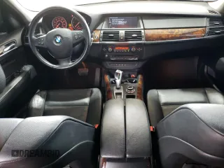 2012 BMW X5 35d with VIN 5UXZW0C53CL671564, listed as a Copart auction lot 60880715 with 154,401 mi miles and Clean title. Bid and sale history available at DreamBid. Image 8.