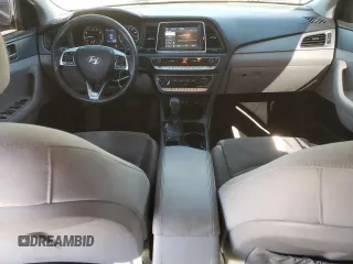 2019 Hyundai Sonata SE with VIN 5NPE24AF4KH792914, listed as a Copart auction lot 47111395 with 110,615 mi miles and Salvage Title. Bid and sale history available at DreamBid. Image 8.
