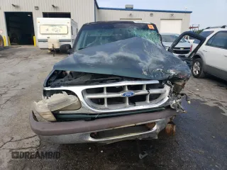 1996 Ford Explorer Eddie Bauer z VIN 1FMDU32X0TZB61316, wystawiony jako Copart lot #68040014 z przebiegiem 99 736 mil mil oraz Nie do naprawy • Non repairable. Historia ofert i sprzedaży dostępna na DreamBid. Obrazek 5.