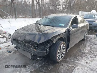 2019 Lincoln MKZ Reserve II z VIN 3LN6L5F93KR622157, wystawiony jako IAAI lot #41644128 z przebiegiem 39 768 mil mil oraz . Historia ofert i sprzedaży dostępna na DreamBid. Obrazek 6.