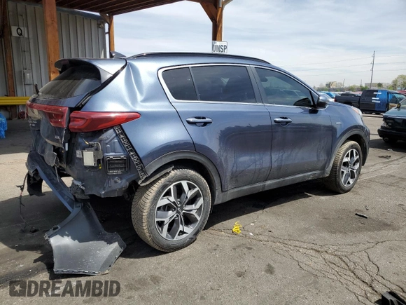 2020 Kia Sportage EX with VIN KNDPNCAC4L7762592, listed as a Copart auction lot 54369225 with 95,998 mi miles and Salvage title. Bid and sale history available at DreamBid. Image 3.