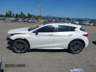 2018 Infiniti QX30 with VIN SJKCH5CPXJA043359, listed as a IAAI auction lot 42114863 with 64,172 mi miles. Bid and sale history available at carsss.com. Image 15.