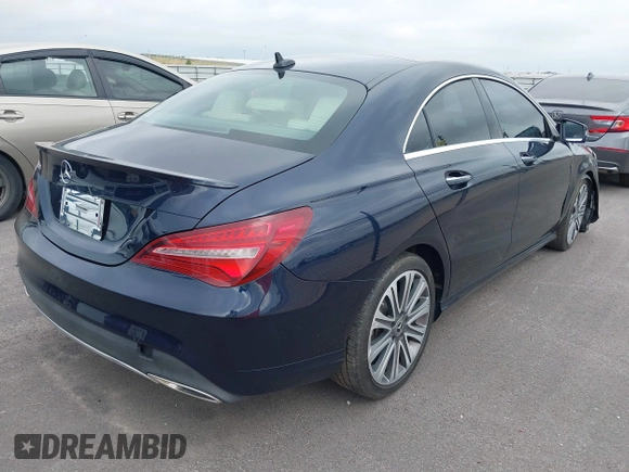 2018 Mercedes-Benz CLA 250 с VIN WDDSJ4EB4JN637135, выставлен на аукционе IAAI как лот 42385034 с пробегом 79 734 миль миль и . История ставок и продаж доступна на DreamBid. Изображение 4.
