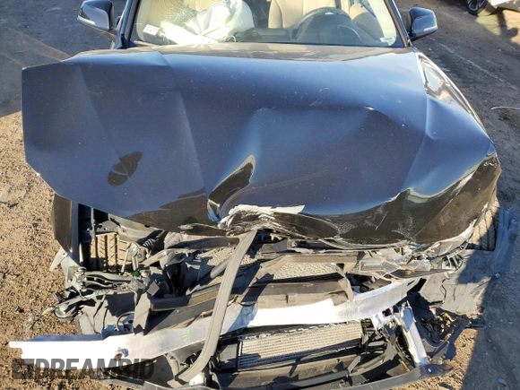 2013 BMW 3 Series 320i xDrive z VIN WBA3C3C56DF980153, wystawiony jako Copart lot #51377753 z przebiegiem Nie podano mil oraz Nie do naprawy • Non repairable. Historia ofert i sprzedaży dostępna na DreamBid. Obrazek 12.