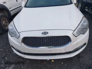 2015 Kia K900 Luxury with VIN KNALW4D47F6023343, listed as a IAAI auction lot 41326579 with 214,113 mi miles. Bid and sale history available at carsss.com. Image 6.