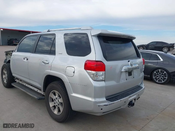 2010 Toyota 4Runner SR5 with VIN JTEZU5JR2A5007733, listed as a IAAI auction lot 41337671 with 93,371 mi miles. Bid and sale history available at carsss.com. Image 3.
