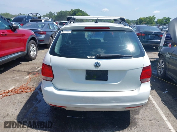 2014 Volkswagen Jetta TDI with VIN 3VWPL7AJ0EM611346, listed as a IAAI auction lot 42533049 with 131,929 mi miles and . Bid and sale history available at DreamBid. Image 16.