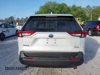 2024 Toyota RAV4 Hybrid XLE Premium with VIN 4T3B6RFV0RU151797, listed as a IAAI auction lot 42050155 with 9,659 mi miles. Bid and sale history available at carsss.com. Image 16.