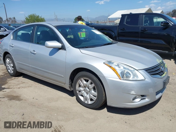 2012 Nissan Altima S with VIN 1N4AL2APXCC182012, listed as a IAAI auction lot 42158573 with 177,721 mi miles and . Bid and sale history available at carsss.com. Image 1.