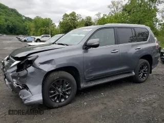 2023 Lexus GX 460 Premium z VIN JTJAM7BX6P5384551, wystawiony jako Copart lot #58321825 z przebiegiem 21 255 mil mil oraz Szkoda całkowita • Salvage title. Historia ofert i sprzedaży dostępna na DreamBid. Obrazek 1.