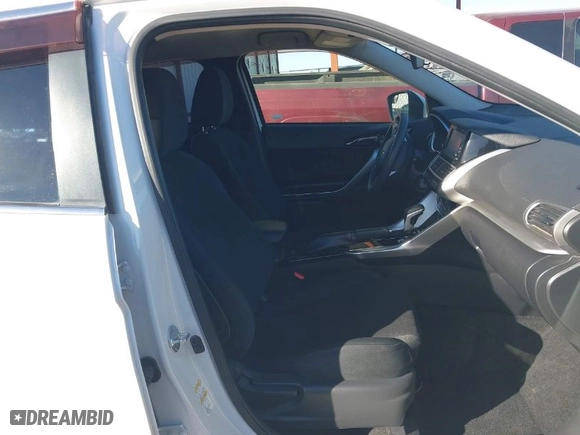 2018 Mitsubishi Eclipse Cross ES with VIN JA4AT3AA0JZ050876, listed as a IAAI auction lot 41407284 with 62,928 mi miles. Bid and sale history available at carsss.com. Image 5.