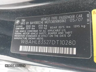 2007 BMW 7 Series 750i with VIN WBAHL83527DT10280, listed as a IAAI auction lot 42195930 with 80,971 mi miles and . Bid and sale history available at carsss.com. Image 9.