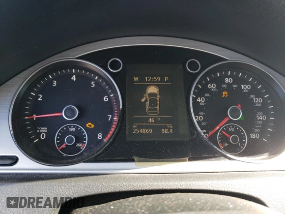 2014 Volkswagen CC R-Line with VIN WVWBP7AN2EE504552, listed as a Copart auction lot 83498894 with 254,869 mi miles and Salvage Title. Bid and sale history available at carsss.com. Image 9.