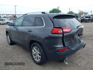 2018 Jeep Cherokee Latitude Plus z VIN 1C4PJMLX3JD507867, wystawiony jako IAAI lot #42437354 z przebiegiem 66 974 mil mil oraz . Historia ofert i sprzedaży dostępna na DreamBid. Obrazek 3.