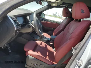 2024 BMW X3 sDrive30i z VIN 5UX43DP0XR9X30530, wystawiony jako Copart lot #53082015 z przebiegiem 10 748 mil mil oraz Szkoda całkowita • Salvage title. Historia ofert i sprzedaży dostępna na DreamBid. Obrazek 7.
