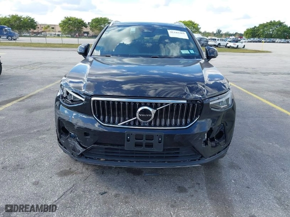 2024 Volvo XC40 Core Bright Theme with VIN YV4L12UK0R2336862, listed as a IAAI auction lot 41185260 with 19,003 mi miles. Bid and sale history available at carsss.com. Image 6.