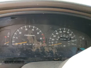 1998 Toyota 4Runner Limited with VIN JT3HN87R1W9010147, listed as a Copart auction lot 62033045 with 289,721 mi miles and Salvage title. Bid and sale history available at DreamBid. Image 9.