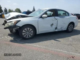 2011 Honda Accord LX z VIN 1HGCP2F30BA056346, wystawiony jako Copart lot #59179175 z przebiegiem 155 307 mil mil oraz Szkoda całkowita • Salvage title. Historia ofert i sprzedaży dostępna na DreamBid. Obrazek 1.