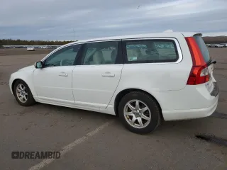 2008 Volvo V70 with VIN YV1BW982781033434, listed as a Copart auction lot 43617245 with 177,577 mi miles and Clean Title. Bid and sale history available at DreamBid. Image 2.
