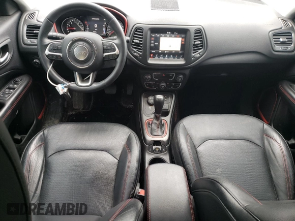 2017 Jeep Compass Trailhawk z VIN 3C4NJDDB4HT649028, wystawiony jako Copart lot #58652795 z przebiegiem 70 630 mil mil oraz Szkoda całkowita • Salvage title. Historia ofert i sprzedaży dostępna na DreamBid. Obrazek 8.