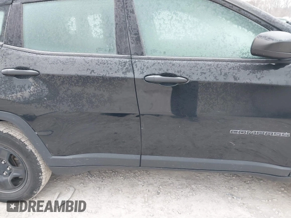 2017 Jeep Compass Sport with VIN 3C4NJDAB3HT628675, listed as a IAAI auction lot 40987530 with 92,254 mi miles and . Bid and sale history available at DreamBid. Image 14.