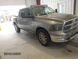 2010 Dodge 1500 SLT z VIN 1D7RV1CT3AS239204, wystawiony jako IAAI lot #42361902 z przebiegiem 203 967 mil mil oraz . Historia ofert i sprzedaży dostępna na DreamBid. Obrazek 1.