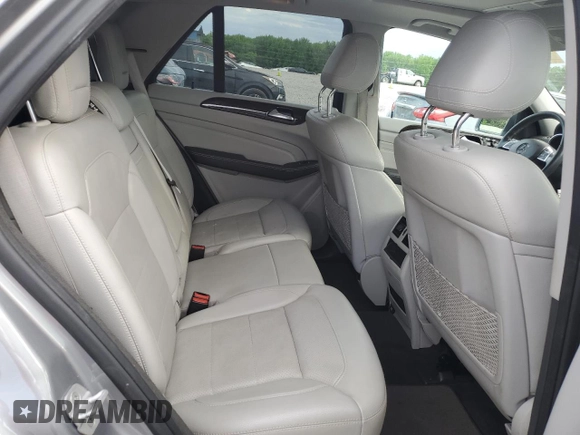 2014 Mercedes-Benz M 350 z VIN 4JGDA2EB9EA398844, wystawiony jako Copart lot #54228315 z przebiegiem 141 711 mil mil oraz Czysty tytuł • Clean title. Historia ofert i sprzedaży dostępna na DreamBid. Obrazek 11.
