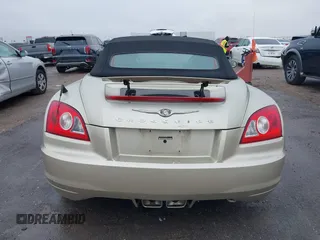 2006 Chrysler Crossfire Limited z VIN 1C3AN65L16X066010, wystawiony jako IAAI lot #41003432 z przebiegiem 95 926 mil mil oraz . Historia ofert i sprzedaży dostępna na DreamBid. Obrazek 16.