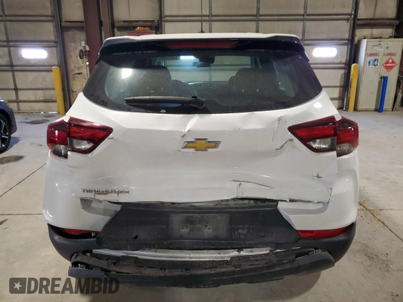 2022 Chevrolet TrailBlazer LS with VIN KL79MMS28NB087270, listed as a Copart auction lot 53254505 with 49,575 mi miles and Salvage Title. Bid and sale history available at DreamBid. Image 6.