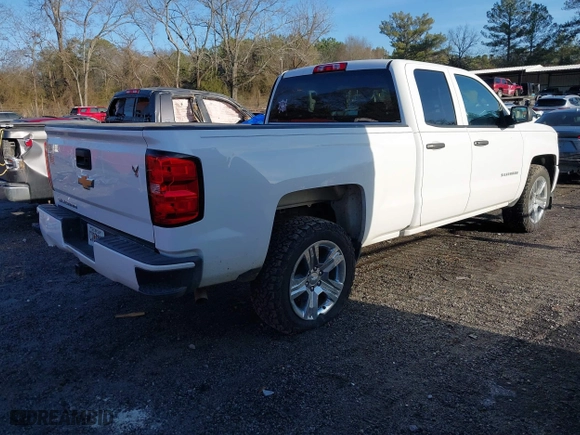 2018 Chevrolet Silverado 1500 Custom with VIN 1GCRCPEC0JZ358528, listed as a IAAI auction lot 41441578 with 113,078 mi miles. Bid and sale history available at carsss.com. Image 4.