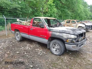 1998 Dodge 1500 с VIN 1B7HC16Y2WS732446, выставлен на аукционе IAAI как лот 42320958 с пробегом Не указан миль и . История ставок и продаж доступна на DreamBid. Изображение 1.