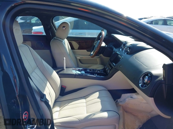 2012 Jaguar XJ XJL with VIN SAJWA2GB2CLV37760, listed as a IAAI auction lot 40541475 with Not provided miles and . Bid and sale history available at DreamBid. Image 5.