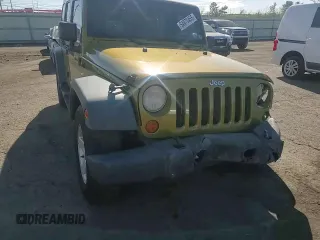 2008 Jeep Wrangler Unlimited X with VIN 1J4GB39108L505868, listed as a Copart auction lot 54970455 with 225,794 mi miles and Salvage Title. Bid and sale history available at DreamBid. Image 14.