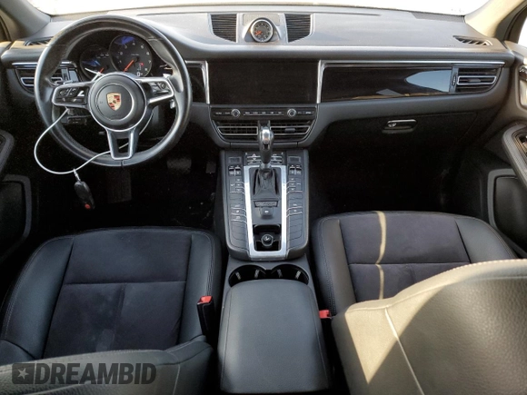2020 Porsche Macan z VIN WP1AA2A52LLB05261, wystawiony jako Copart lot #49087875 z przebiegiem 62 820 mil mil oraz Szkoda całkowita • Salvage title. Historia ofert i sprzedaży dostępna na DreamBid. Obrazek 8.