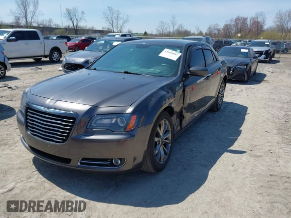2014 Chrysler 300 with VIN 2C3CCAGG2EH384383, listed as a IAAI auction lot 42044047 with 114,271 mi miles. Bid and sale history available at carsss.com. Image 17.