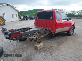 2005 Ford Ranger XLT z VIN 1FTZR45E85PA44707, wystawiony jako IAAI lot #42295899 z przebiegiem 187 735 mil mil oraz . Historia ofert i sprzedaży dostępna na DreamBid. Obrazek 4.
