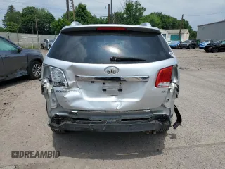 2011 Kia Sorento EX with VIN 5XYKU4A10BG031841, listed as a Copart auction lot 61909925 with Not provided miles and Salvage title. Bid and sale history available at DreamBid. Image 6.
