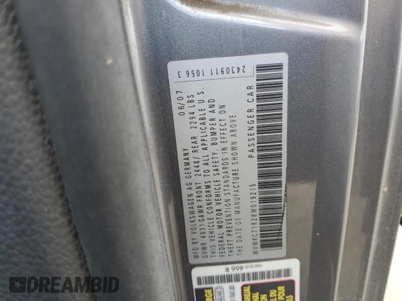 2008 Volkswagen R32 with VIN WVWKC71K28W019215, listed as a Copart auction lot 54602925 with 157,491 mi miles and Salvage Title. Bid and sale history available at DreamBid. Image 12.