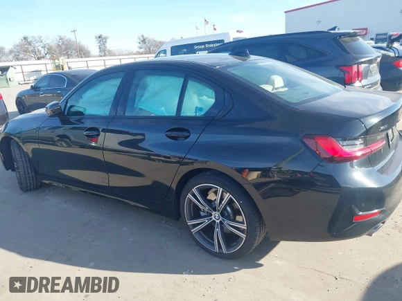 2022 BMW 3 Series 330i xDrive with VIN 3MW5R7J02N8C61109, listed as a IAAI auction lot 41392040 with 21,060 mi miles. Bid and sale history available at carsss.com. Image 14.