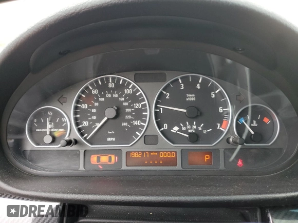 2005 BMW 3 Series 330xi with VIN WBAEW53455PN37488, listed as a Copart auction lot 75438234 with 198,217 mi miles and Salvage Title. Bid and sale history available at DreamBid. Image 9.