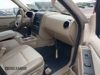 2007 Ford Explorer Sport Trac Limited with VIN 1FMEU33827UA32458, listed as a IAAI auction lot 42346429 with 209,498 mi miles and . Bid and sale history available at DreamBid. Image 5.