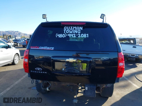 2007 Chevrolet Suburban LT with VIN 3GNGK26K47G206089, listed as a IAAI auction lot 41409657 with 156,789 mi miles and . Bid and sale history available at DreamBid. Image 6.