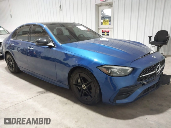 2022 Mercedes-Benz C 300 with VIN W1KAF4HB5NR067802, listed as a IAAI auction lot 41409645 with 44,100 mi miles and . Bid and sale history available at DreamBid. Image 1.