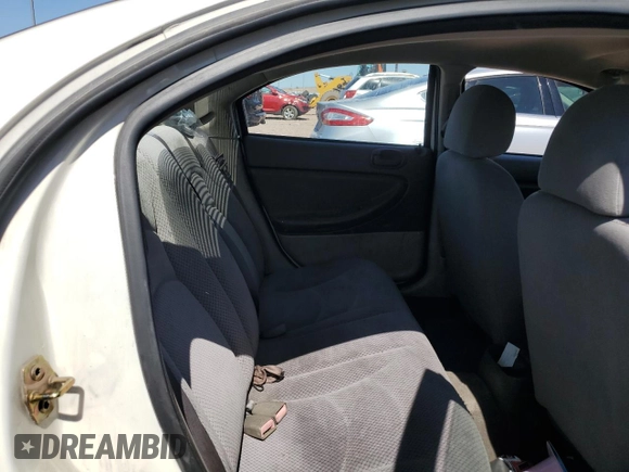 2006 Dodge Stratus SXT z VIN 1B3EL46XX6N175121, wystawiony jako Copart lot #57158304 z przebiegiem 157 541 mil mil oraz Szkody całkowita. Historia ofert i sprzedaży dostępna na DreamBid. Obrazek 10.