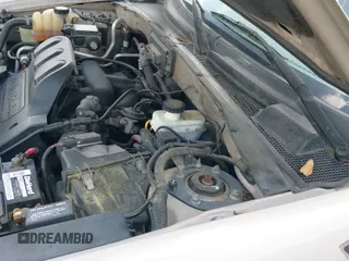 2001 Ford Escape XLT с VIN 1FMYU04121KF32247, выставлен на аукционе IAAI как лот 42493851 с пробегом 245 756 миль миль и . История ставок и продаж доступна на DreamBid. Изображение 19.