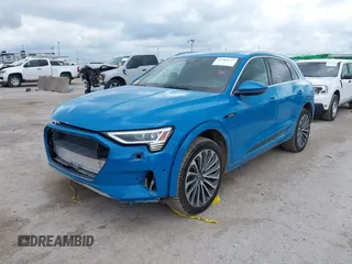 2019 Audi e-tron Prestige with VIN WA1VAAGE7KB005479, listed as a IAAI auction lot 42368177 with 30,736 mi miles and . Bid and sale history available at DreamBid. Image 19.