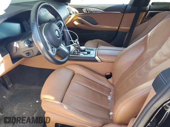 2022 BMW 8 Series 840i с VIN WBAGV4C00NCK20776, выставлен на аукционе Copart как лот 37027954 с пробегом 23 338 миль миль и . История ставок и продаж доступна на DreamBid. Изображение 7.
